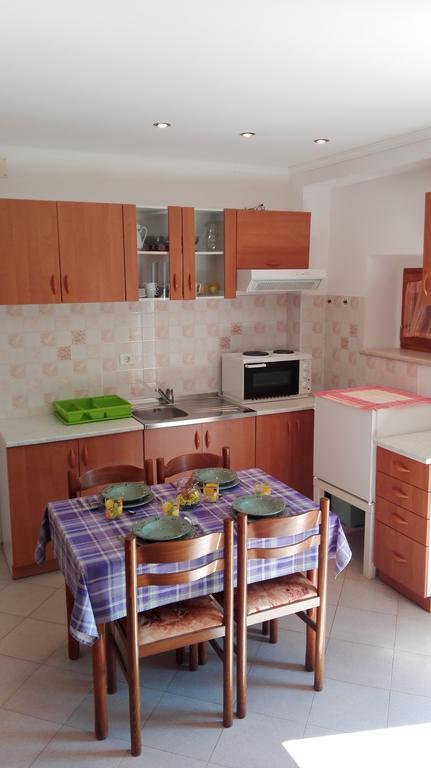 Apartment Luka Новиград Экстерьер фото